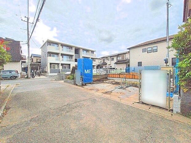 【前面道路含む現地写真】■新しい時代の息吹を感じる、心地よい環境