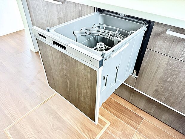 【食洗機】■食後の片づけも食洗器があれば時短に。ご家族との時間を増やせます