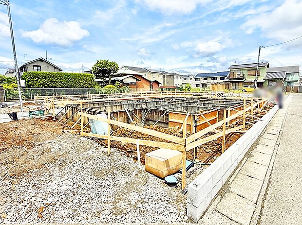 【現地外観写真】2号棟  ■新しい暮らしが始まる場所で、家族の絆を深める