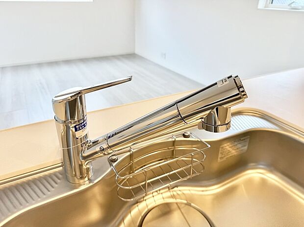 【浄水器】■清潔でおいしい水を手軽に供給してくれます