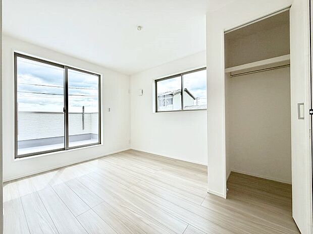 【リビング以外の居室】2号棟  ■落ち着いた雰囲気のお部屋で心が安らぐ空間