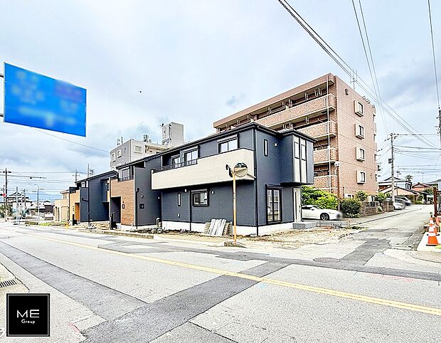 【前面道路含む現地写真】■新しい住まい、街の新しい風景
