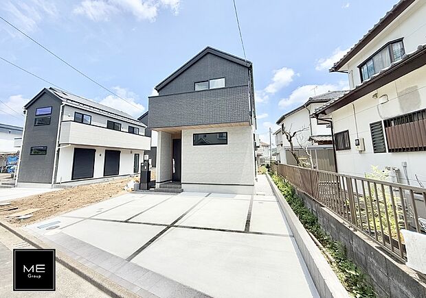 【現地外観写真】4号棟  ■家族みんなが笑顔で過ごせる、安心感のある住まい