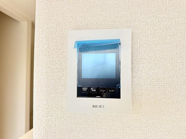 【TVモニター付インターフォン】■訪問者を確認できて安心感が増します