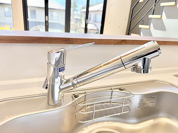【浄水器】■清潔でおいしい水を手軽に供給してくれます
