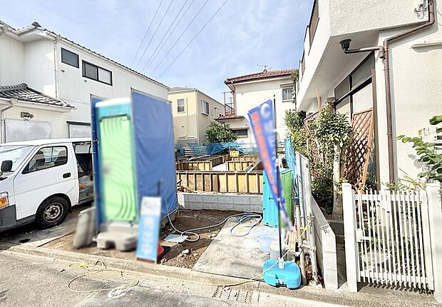 【現地外観写真】1号棟 ■暮らしを豊かにする充実した仕様設備で快適に