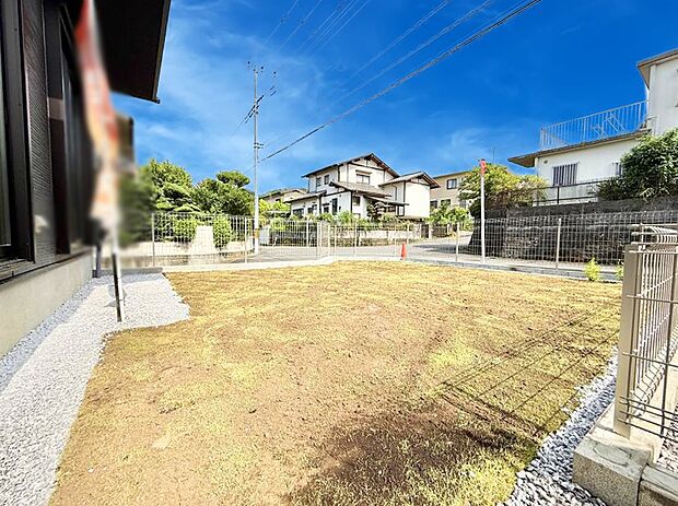 【庭】1号棟 ■ガーデニングも楽しめる庭付き邸宅