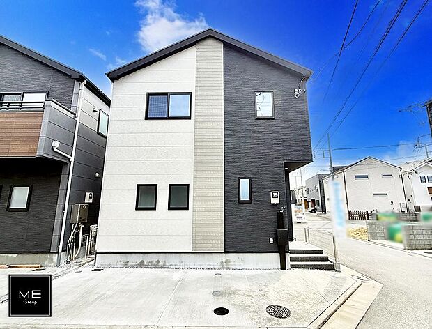 【現地外観写真】2号棟  ■家族みんなが笑顔で過ごせる、安心感のある住まい