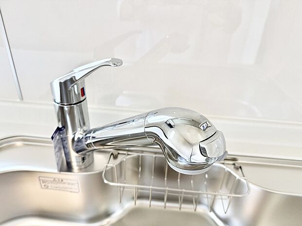 【浄水器】■清潔でおいしい水を手軽に供給してくれます