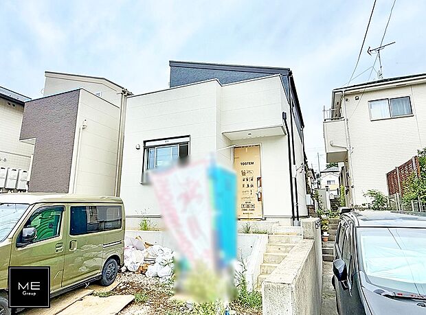 【現地外観写真】A号棟  ■暮らしを豊かにする充実した仕様設備で快適に