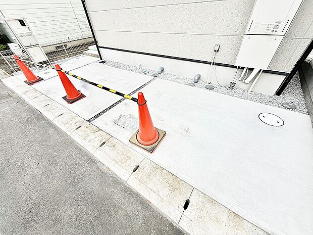 【駐車場】2号棟 ■快適な駐車スペースで安心
