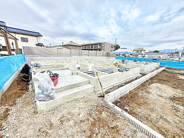 【現地外観写真】C号棟 ■暮らしを豊かにする充実した仕様設備で快適に