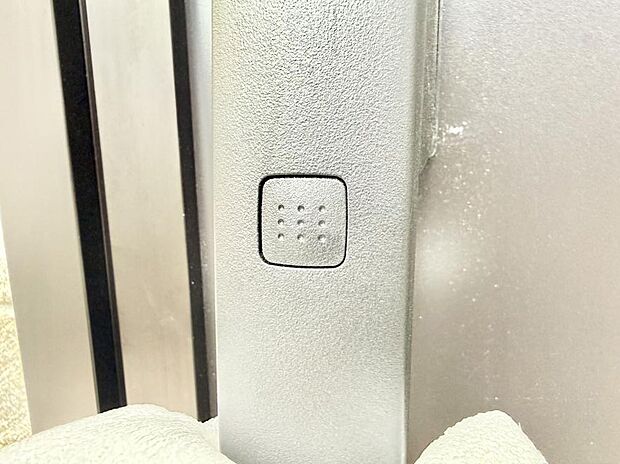 【スマートキー】■鍵を取り出さずに便利に操作できて快適
