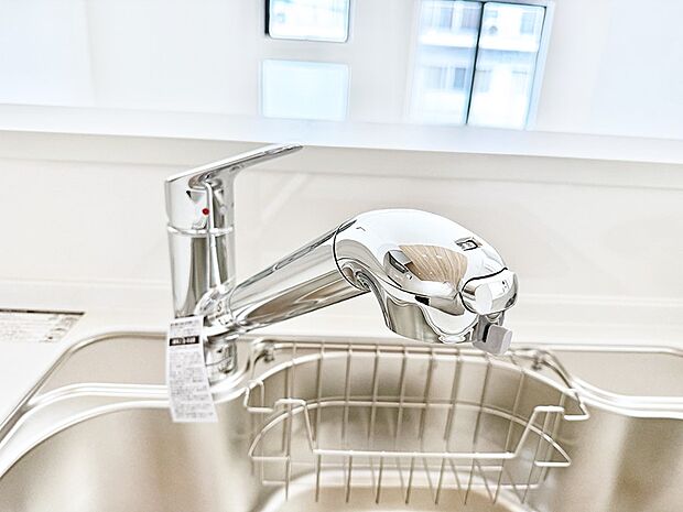 【浄水器】■清潔でおいしい水を手軽に供給してくれます