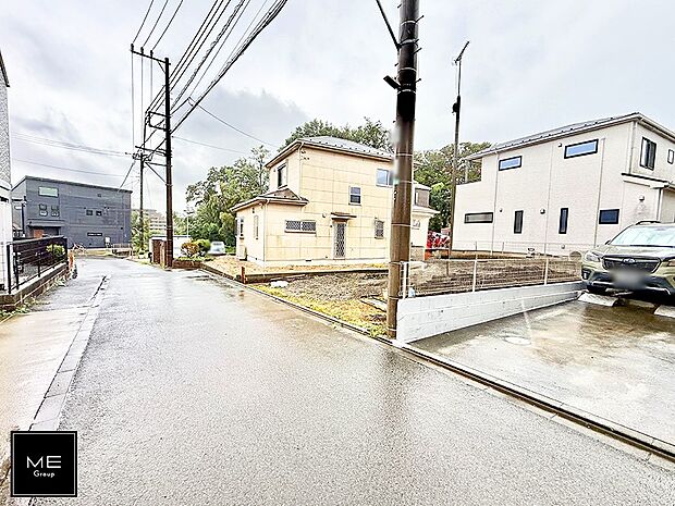 【前面道路含む現地写真】■家族とのお出かけが楽しくなる環境です