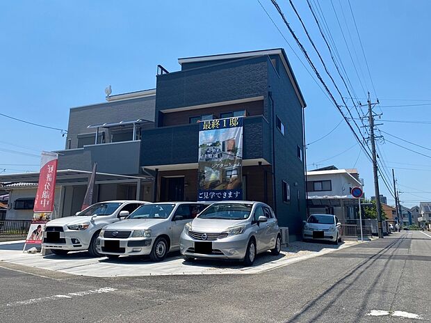 Gaxi Jln4xe5jm