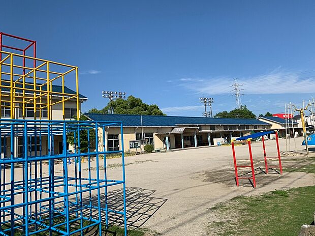 吉浜幼稚園(約600m)