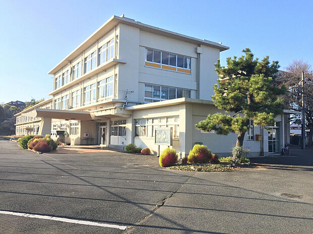 桜木中学校（約1,770m）