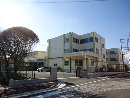 御殿場市立御殿場小学校 750ｍ(徒歩10分)