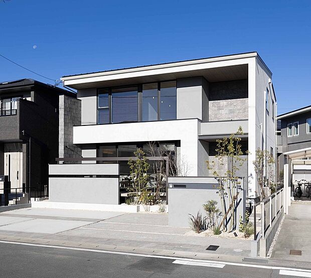 弊社施工例【お泊まりハウス 豊川駅東】
SINKA Ult-air（アルテア）　１泊２日で住みごこち体感