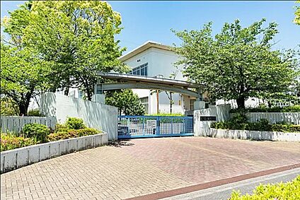 緑丘小学校 1650ｍ