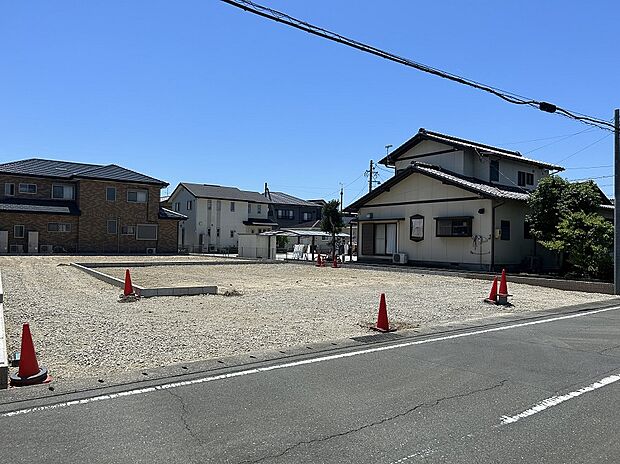 旧東海道沿いの静かな環境、東方向から撮影（2023年6月17日撮影）