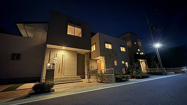 夜景（22/23/24号地）