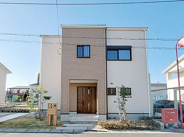 11号地　外観正面　ご見学いただけます！