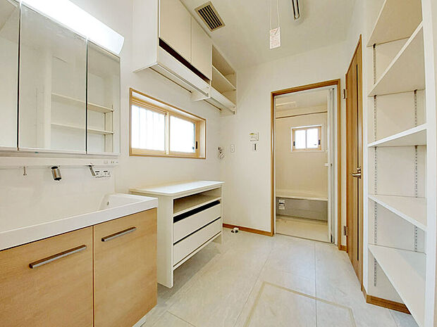 【1期1号地】洗面室