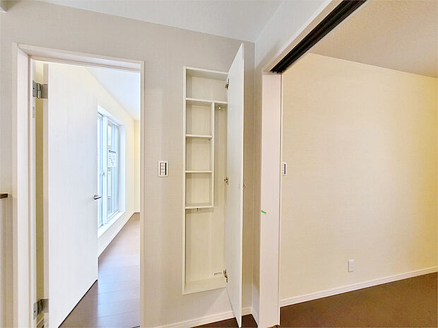 【27号地】2階壁面収納