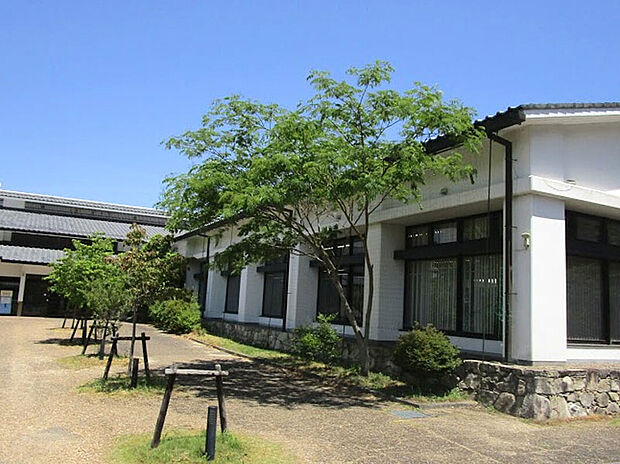 近江八幡市立安土図書館