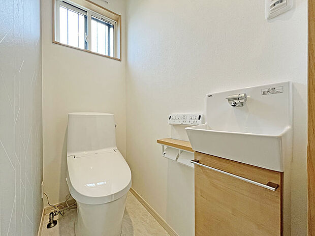 【5号地】2階トイレ