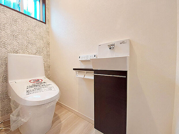 【E-2号地】2階トイレ