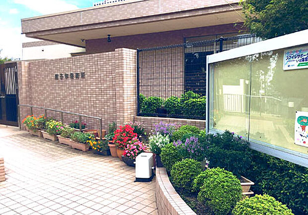 茄子作保育所(約1m)