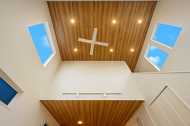 【その他内観】閑静な住宅地で子育て家族にピッタリ。自然に包まれた穏やかな暮らしを実現するための、ゆとりある住環境が整っています。