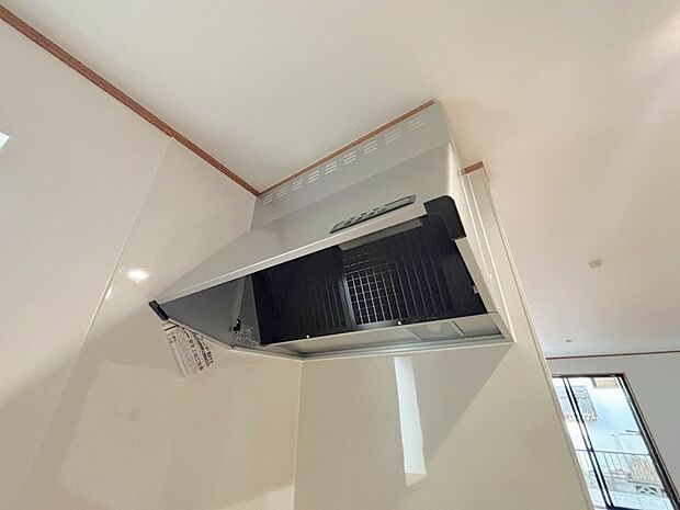 【レンジフード】お手入れの楽なレンジフードは家事時間の短縮になるので嬉しいですね。