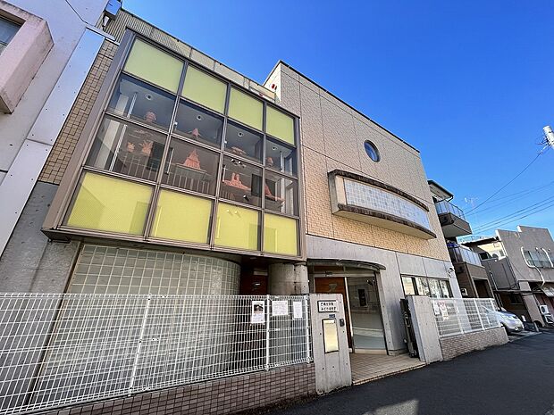 桐光学園みどり幼稚園（約950m）