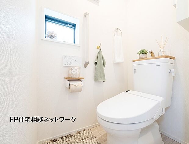 【トイレ】本画像の小物等はCGの配置イメージです。販売価格にこれらは含まれず、付帯しません。