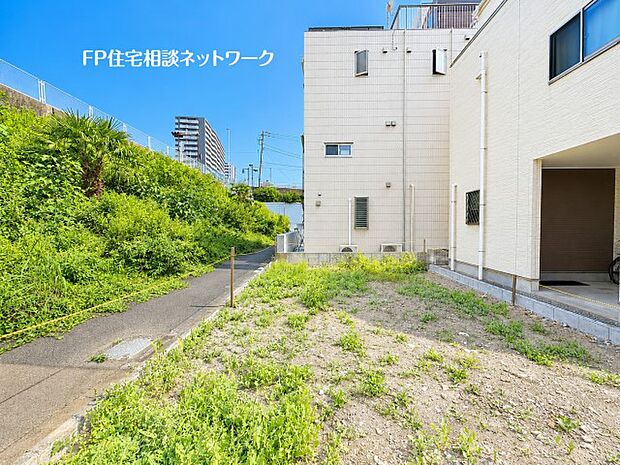 LDK18.2帖のゆとりの広さの3LDKの間取り!広々したルーフバルコニーは家族の憩いの空間に最適です。