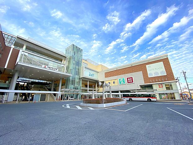 たまプラーザテラス（約1,900m・徒歩24分）