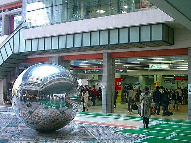 日吉駅（約1,700m）