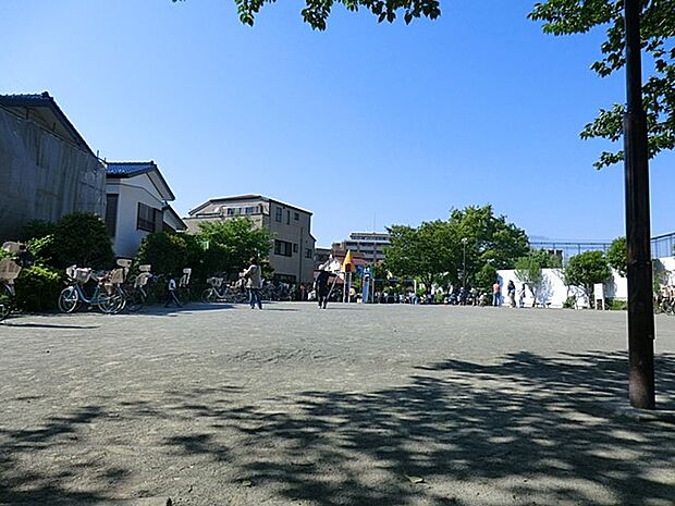 北加瀬熊野台公園(約900m)