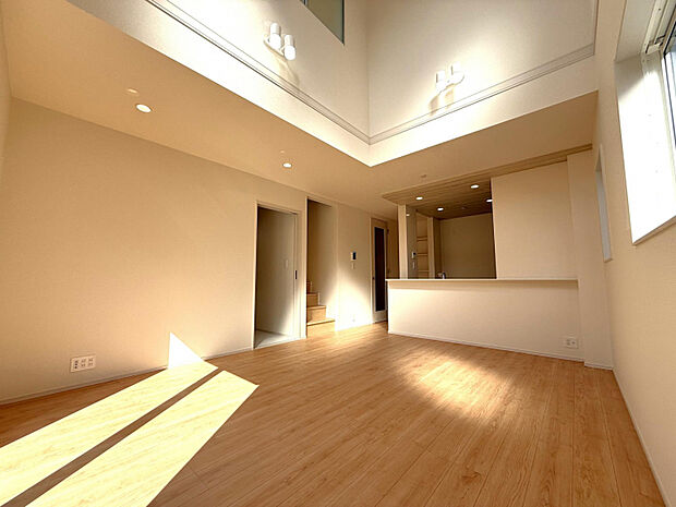 リビング　（1）号棟　2025年11月撮影　