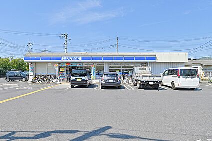 ローソンさいたま春岡一丁目店 450m