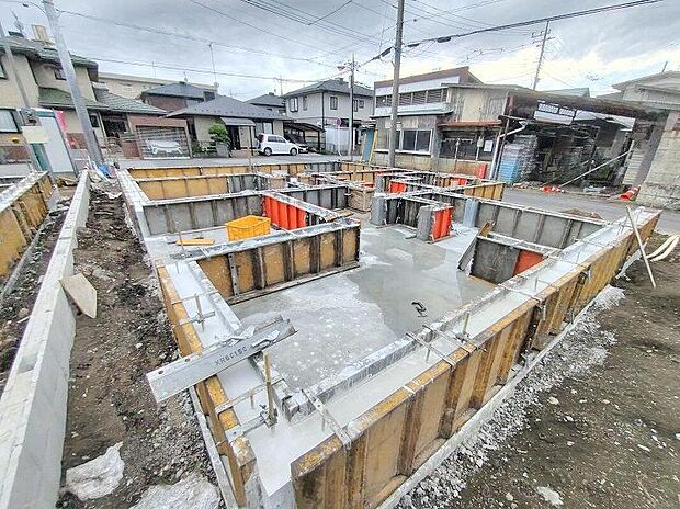 資料請求やご案内も即日対応いたします♪同じ施工例の物件見学や、完成イメージプレゼンテーションも承っております。どのような建物が建つか、間取りの広さは?など気になる点を一つ一つご説明させていただきます。
