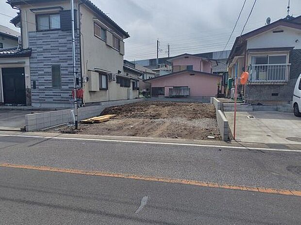土日のご予約はもちろん、平日やお仕事のお時間に合わせてのご案内も実施しています。まずはお客様のご都合をお伺いさせて頂き、それに合う形で物件のご紹介をさせていただきます。お気軽にお問い合わせください。