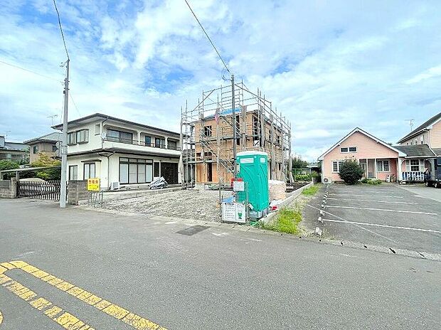 土日のご予約はもちろん、平日やお仕事のお時間に合わせてのご案内も実施しています。まずはお客様のご都合をお伺いさせて頂き、それに合う形で物件のご紹介をさせていただきます。お気軽にお問い合わせください。
