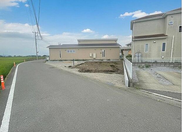 土日のご予約はもちろん、平日やお仕事のお時間に合わせてのご案内も実施しています。まずはお客様のご都合をお伺いさせて頂き、それに合う形で物件のご紹介をさせていただきます。お気軽にお問い合わせください。