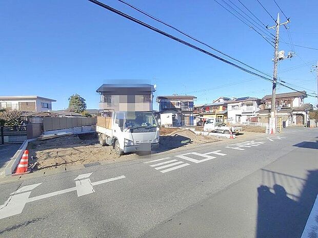 【前面道路含む現地写真】土日のご予約はもちろん、平日やお仕事のお時間に合わせてのご案内も実施しています。まずはお客様のご都合をお伺いさせて頂き、それに合う形で物件のご紹介をさせていただきます。お気軽にお問い合わせください。