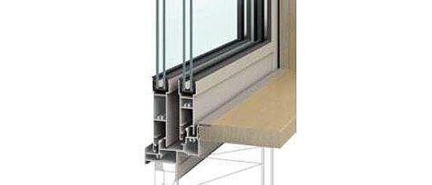 【ペアガラス】結露を防ぎ、断熱、保温に優れ光熱費の節約にもつながります。
